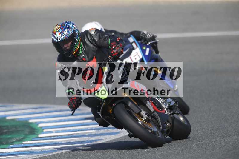 /Archiv-2024/01 26.-28.01.2024 Moto Center Thun Jerez/Gruppe gruen-green/63